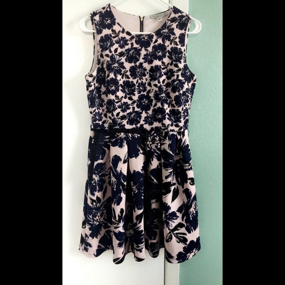 Beautiful Thick and Soft Blue & Pink Dress